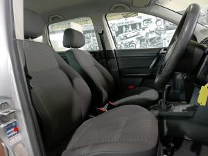 Volkswagen Polo 1.6 Trendline - Image 14