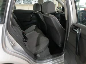 Volkswagen Polo 1.6 Trendline - Image 16