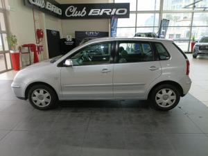 Volkswagen Polo 1.6 Trendline - Image 7