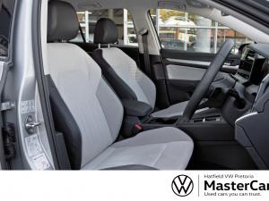 Volkswagen Golf 1.4TSI Life Plus - Image 8