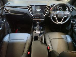 Isuzu D-Max 3.0TD double cab V-Cross - Image 12