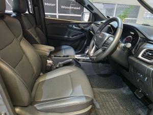 Isuzu D-Max 3.0TD double cab V-Cross - Image 13