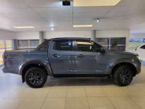 Isuzu D-Max 3.0TD double cab V-Cross - Image 6