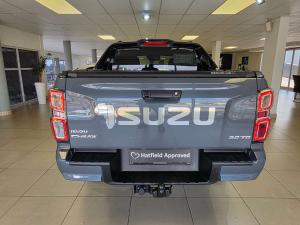 Isuzu D-Max 3.0TD double cab V-Cross - Image 8