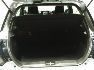 Suzuki Swift 1.2 GLX auto - Image 15