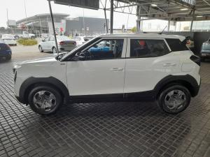 Mahindra XUV 3XO 1.2T MX2 auto - Image 4