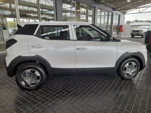 Mahindra XUV 3XO 1.2T MX2 auto - Image 8