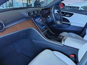 Mercedes-Benz C-Class C200 Avantgarde - Image 11