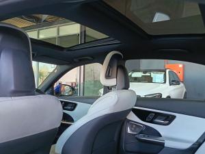 Mercedes-Benz C-Class C200 Avantgarde - Image 16