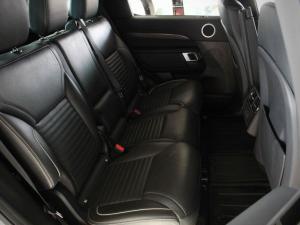 Land Rover Discovery D300 R-Dynamic HSE - Image 18