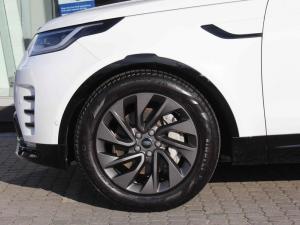 Land Rover Discovery D300 R-Dynamic HSE - Image 5