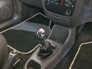 Ford Bantam 1.3i (aircon) - Image 13
