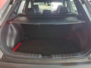 Toyota Corolla Cross 1.8 Hybrid XS - Image 11