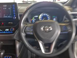 Toyota Corolla Cross 1.8 Hybrid XS - Image 16