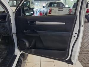 Toyota Hilux 2.4GD-6 Xtra cab Raider auto - Image 10