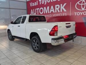 Toyota Hilux 2.4GD-6 Xtra cab Raider auto - Image 8