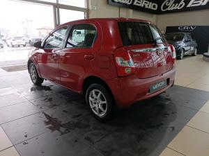 Toyota Etios hatch 1.5 Sprint - Image 5