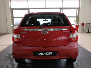 Toyota Etios hatch 1.5 Sprint - Image 8