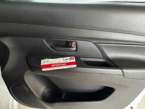 Suzuki Ertiga 1.5 GA - Image 9
