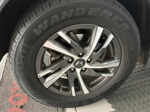 Mahindra XUV700 2.0T AX5 - Image 7