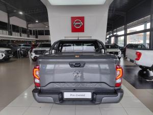 Nissan Navara 2.5DDTi double cab LE Plus - Image 5