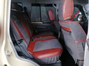 Toyota Land Cruiser 76 2.8GD-6 station wagon LX manual - Image 16