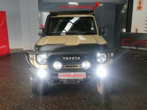 Toyota Land Cruiser 76 2.8GD-6 station wagon LX manual - Image 5