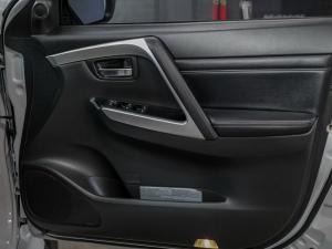 Mitsubishi Pajero Sport 2.4DI-D 4x4 - Image 21