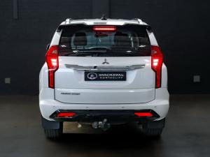 Mitsubishi Pajero Sport 2.4DI-D 4x4 - Image 9