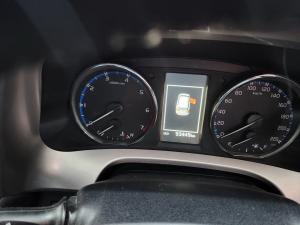 Toyota RAV4 2.2D-4D AWD VX - Image 9