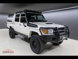 Toyota Land Cruiser 79 4.5D-4D V8 double cab LX - Image 1