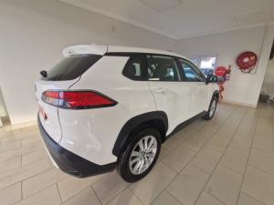 Toyota Corolla Cross 1.8 Xi - Image 2