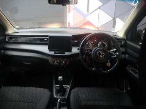 Toyota Rumion 1.5 SX manual - Image 6