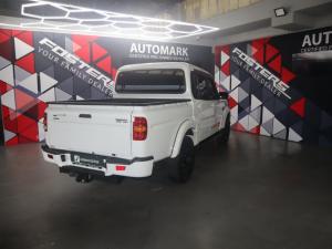 Mahindra Pik Up 2.2CRDe double cab S6 Karoo auto - Image 2