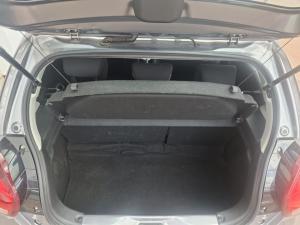 Toyota Vitz 1.0 XR auto - Image 9