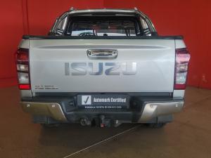 Isuzu D-Max 300 3.0TD double cab 4x4 LX auto - Image 5