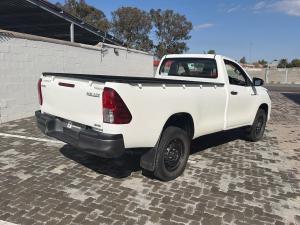 Toyota Hilux 2.4GD-6 4x4 SR - Image 2