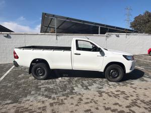 Toyota Hilux 2.4GD-6 4x4 SR - Image 3