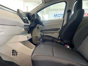 Renault Triber 1.0 Evolution - Image 7