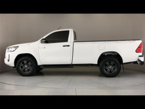 Toyota Hilux 2.4GD-6 single cab Raider manual - Image 10