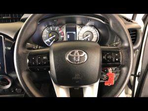 Toyota Hilux 2.4GD-6 single cab Raider manual - Image 24