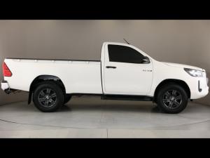 Toyota Hilux 2.4GD-6 single cab Raider manual - Image 3