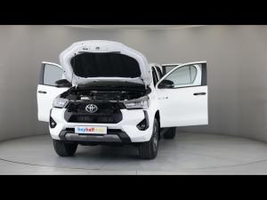 Toyota Hilux 2.8GD-6 double cab 4x4 Raider auto - Image 13