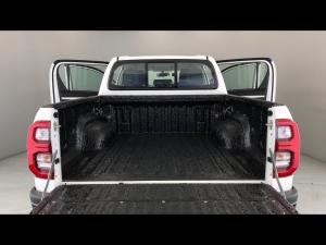 Toyota Hilux 2.8GD-6 double cab 4x4 Raider auto - Image 18