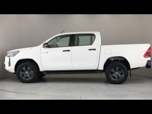 Toyota Hilux 2.8GD-6 double cab 4x4 Raider auto - Image 4