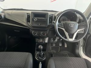 Toyota Vitz 1.0 - Image 6