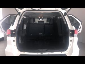 Toyota Fortuner 2.4GD-6 manual - Image 13