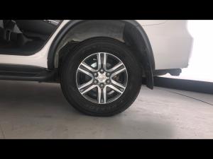 Toyota Fortuner 2.4GD-6 manual - Image 19
