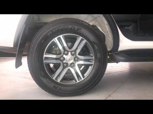 Toyota Fortuner 2.4GD-6 manual - Image 20