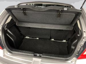 Toyota Starlet 1.4 Xi - Image 14